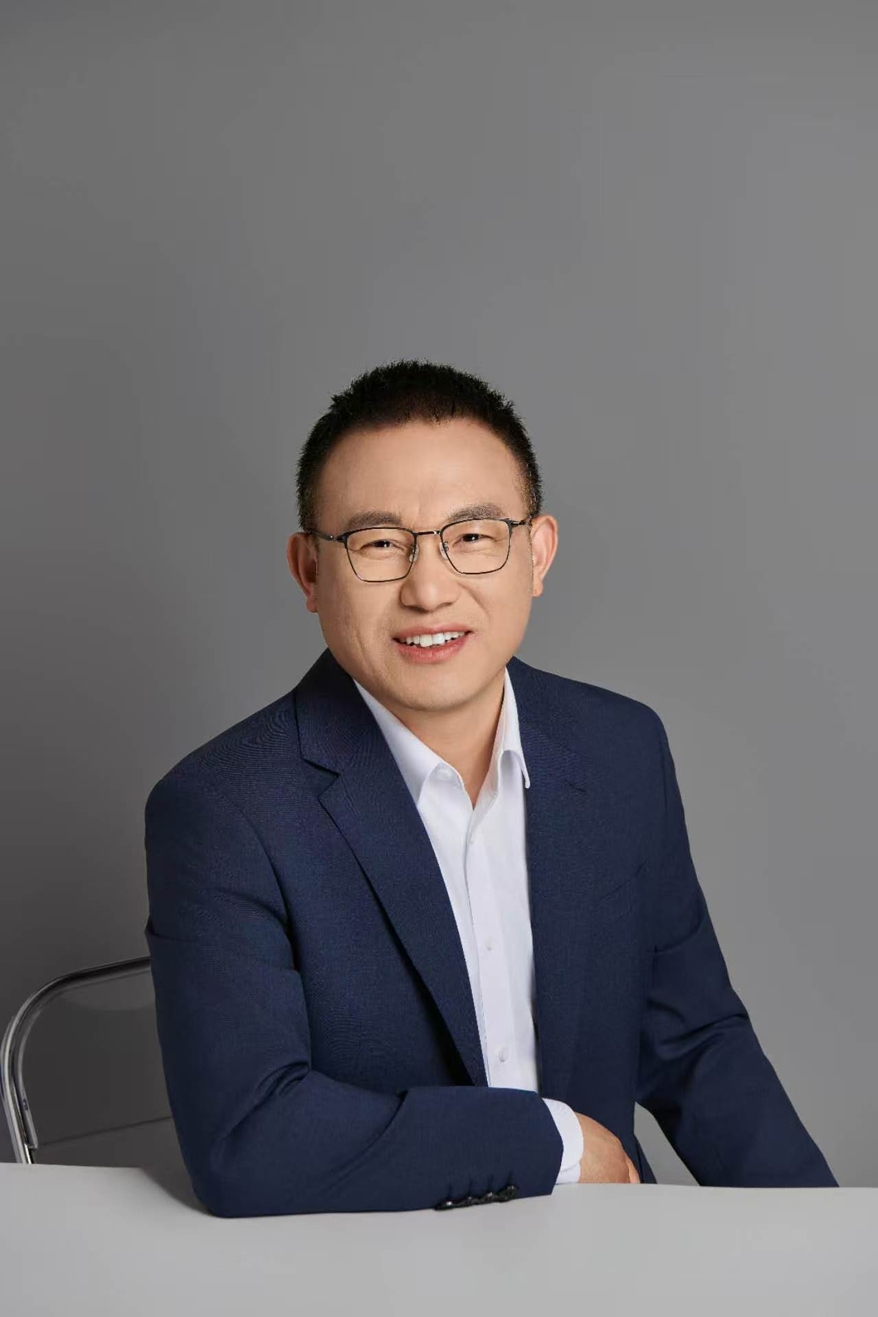 陈总形象照